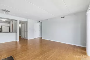 811 Chicago Ave, Evanston, IL 60202 - Photo 7