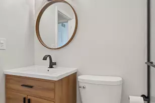 1612 W Farwell Ave, Chicago, IL 60626 - Photo 11