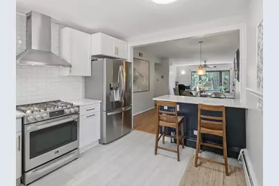 1612 W Farwell Avenue #3C, Chicago, IL 60626 - Photo 3