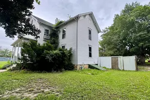 204 S Main St, Sheffield, IL 61361 - Photo 33