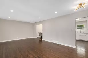 31 N Forrest Ave, Arlington Heights, IL 60004 - Photo 13