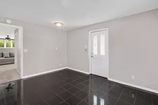 31 N Forrest Ave, Arlington Heights, IL 60004 - Photo 17