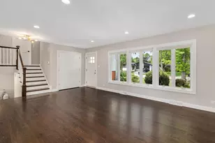 31 N Forrest Ave, Arlington Heights, IL 60004 - Photo 5