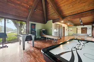 2005 S Finley Rd, Lombard, IL 60148 - Photo 23