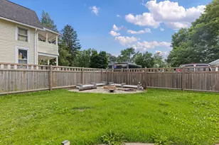 617 S 4th St, Aurora, IL 60505 - Photo 19