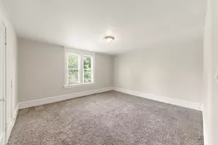 617 S 4th St, Aurora, IL 60505 - Photo 15