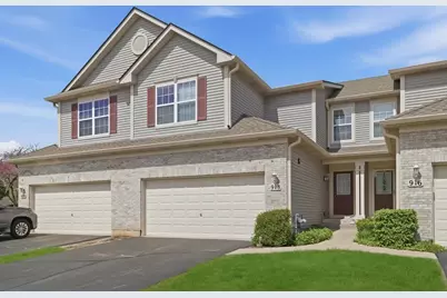 918 Oak Ridge Boulevard, Elgin, IL 60120 - Photo 1