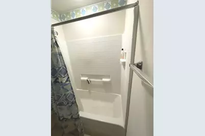918 Oak Ridge Boulevard, Elgin, IL 60120 - Photo 17