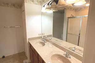 918 Oak Ridge Blvd, Elgin, IL 60120 - Photo 13