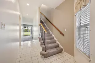 121 Golfview Dr, Glendale Heights, IL 60139 - Photo 5