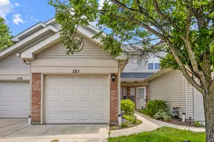 121 Golfview Dr, Glendale Heights, IL 60139 - Photo 1