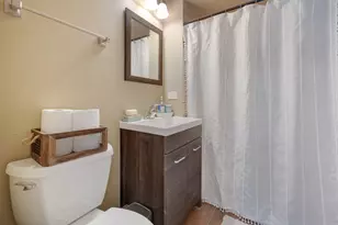 2545 N 72nd Ct, Elmwood Park, IL 60707 - Photo 17