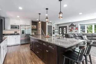 2422 Chippewa Ct, Lisle, IL 60532 - Photo 3