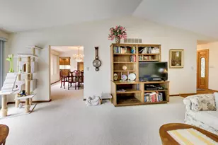 2899 Nish Rd, Crystal Lake, IL 60012 - Photo 5