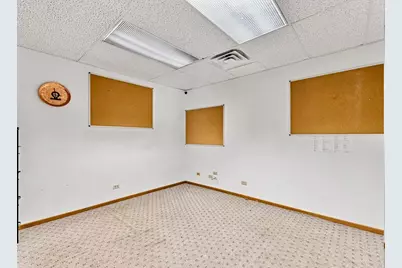 1937 Wright Boulevard #C, Schaumburg, IL 60193 - Photo 9