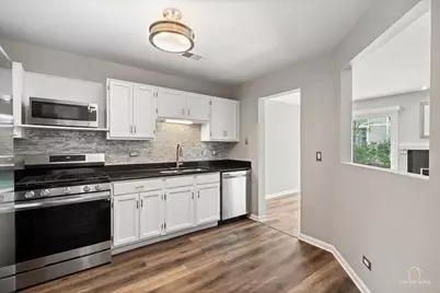 325 Odlum Court, Schaumburg, IL 60194 - Photo 11