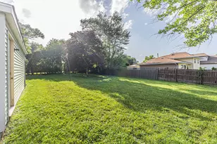 8820 Palisades Rd, Burr Ridge, IL 60527 - Photo 25