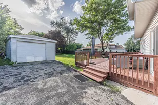 8820 Palisades Rd, Burr Ridge, IL 60527 - Photo 23