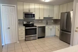 2025 Ammer Ridge Ct, Glenview, IL 60025 - Photo 5