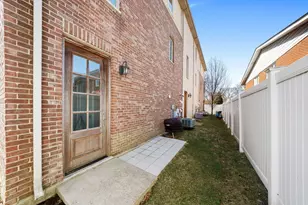 829 S La Grange Rd, La Grange, IL 60525 - Photo 21