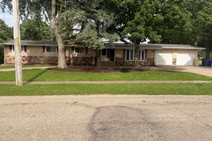 507 S Sheridan St, Granville, IL 61326 - Photo 3