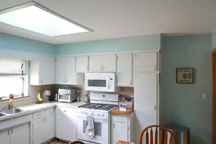 [Address not provided], Skokie, IL 60076 - Photo 5