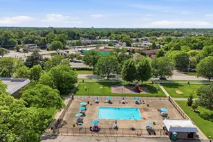 1621 N Windsor Dr, Arlington Heights, IL 60004 - Photo 27