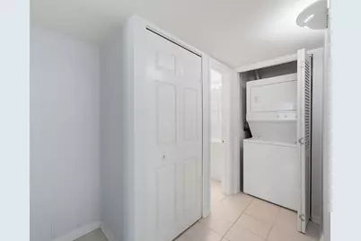 1621 N Windsor Drive #215, Arlington Heights, IL 60004 - Photo 21