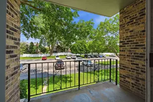 1621 N Windsor Dr, Arlington Heights, IL 60004 - Photo 23