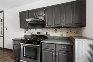 1044 W Balmoral Ave, Chicago, IL 60640 - Photo 17