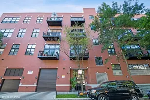 1934 N Washtenaw Ave, Chicago, IL 60647 - Photo 1