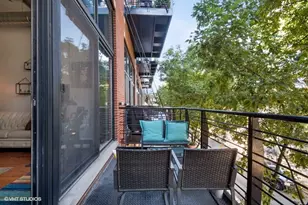 1934 N Washtenaw Ave, Chicago, IL 60647 - Photo 21