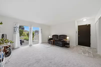 112 Mullingar Court #1D, Schaumburg, IL 60193 - Photo 5