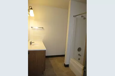 428 Cavalier Court #4, West Dundee, IL 60118 - Photo 9