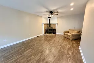 11820 S Avers Ave, Alsip, IL 60803 - Photo 11