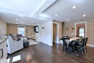 116 S River St, Montgomery, IL 60538 - Photo 5