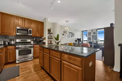 1255 S State Street #1008, Chicago, IL 60605 - Photo 3