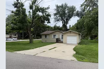 4705 W Shore Drive, Wonder Lake, IL 60097 - Photo 1