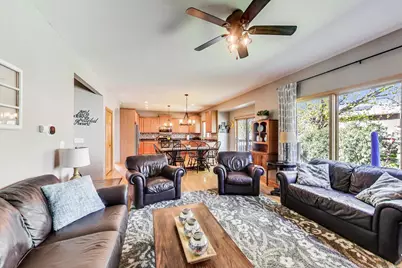 [Address not provided], Carol Stream, IL 60188 - Photo 19