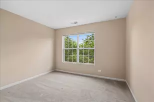 140 Station Park Cir, Grayslake, IL 60030 - Photo 11