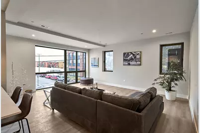 451 E Pershing Avenue #307, Chicago, IL 60653 - Photo 7