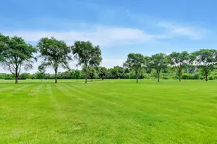1304 Kempton Dr, Libertyville, IL 60048 - Photo 21