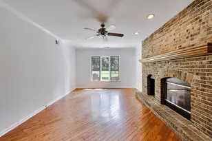 1304 Kempton Dr, Libertyville, IL 60048 - Photo 9