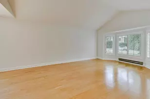 1304 Kempton Dr, Libertyville, IL 60048 - Photo 5