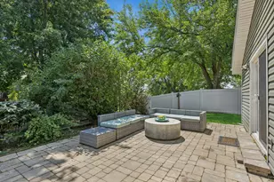 5813 E Beverly Circle, Hanover Park, IL 60133 - Photo 19