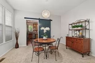 332 Colonial Dr, Vernon Hills, IL 60061 - Photo 5