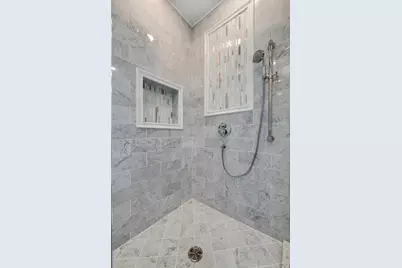 1919 N Drake Avenue #B, Chicago, IL 60647 - Photo 19