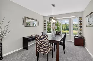 2441 Wydown Ln, Aurora, IL 60502 - Photo 5