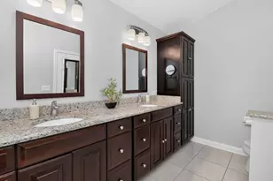 2441 Wydown Ln, Aurora, IL 60502 - Photo 17
