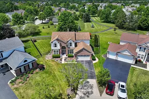 10 Hithergreen Ct, Algonquin, IL 60102 - Photo 3